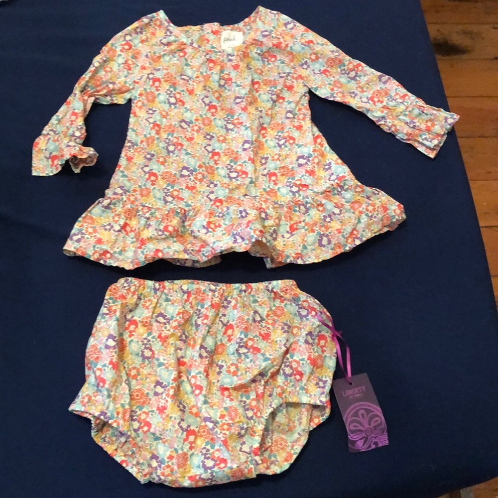 Peek dress with Bloomers